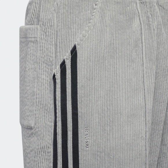 ADIDAS X IVY PARK CORDUROY SWEATPANTS 'GREY' 🩶 - Picture 5 of 6